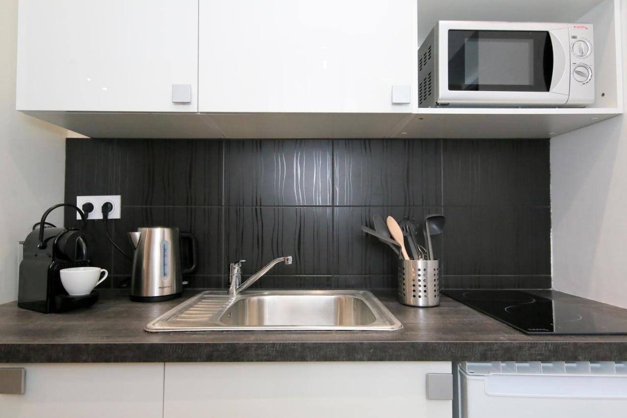 Le Rhinoceros, T1 Hypercentre Chic Et Cosy, Wifi Par Sovalfi Apartment Saint-Etienne  Luaran gambar