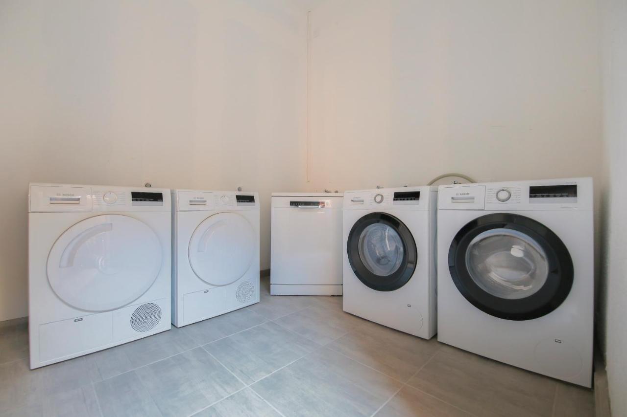Le Rhinoceros, T1 Hypercentre Chic Et Cosy, Wifi Par Sovalfi Apartment Saint-Etienne  Luaran gambar